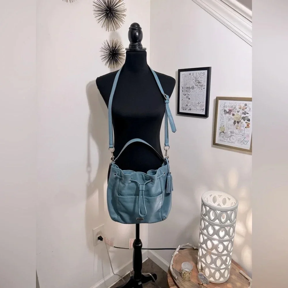 Coach Avery drawstring tote shoulder bag in blue NWOT